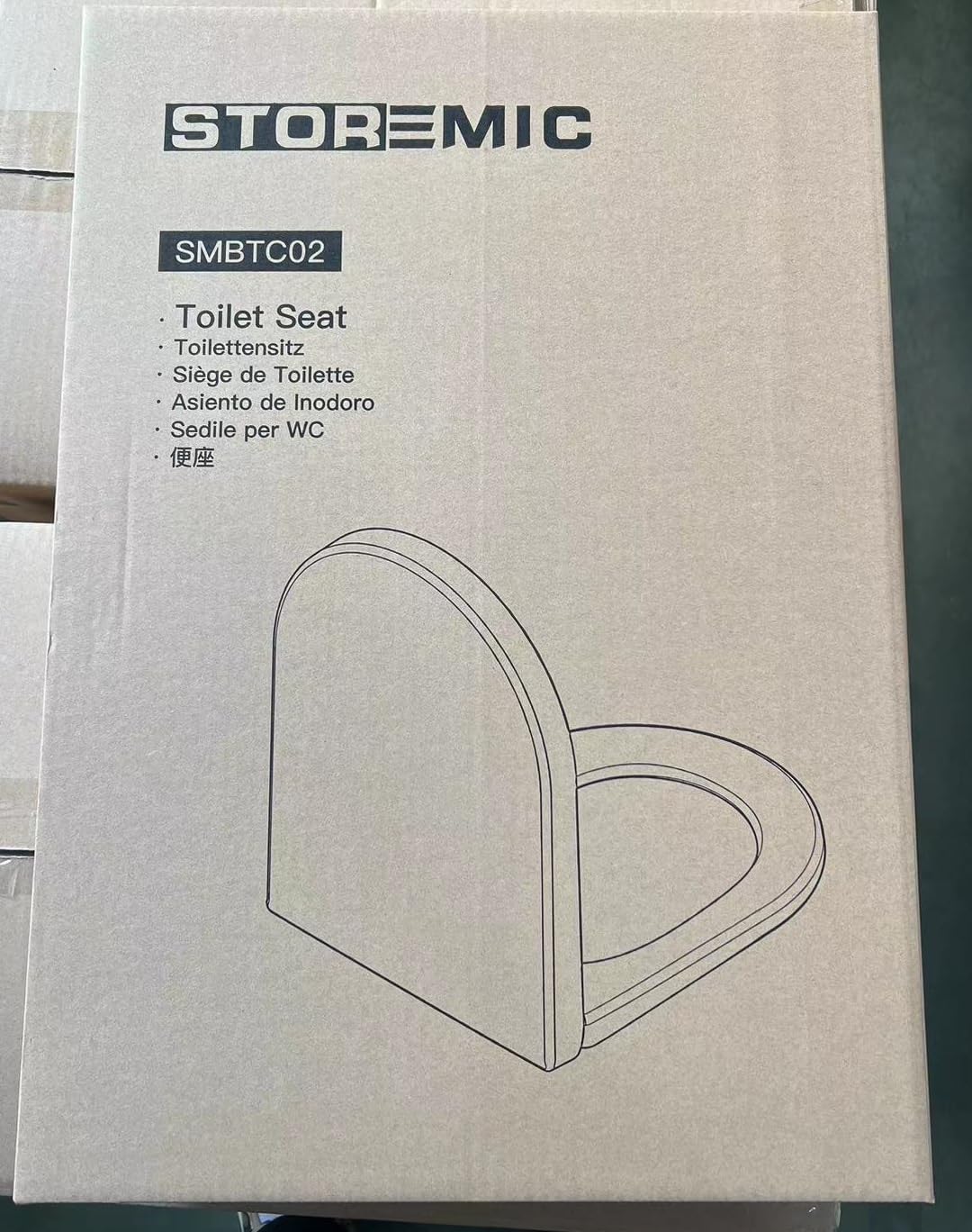 STOREMIC Toilet Seat Soft Close White D shape, Soft Close Toilet Seat - Bottom Fixing / Top Fixing, Quick Realease Toilet Seat for Easy Cleaning, Sturdy Anti-Bacterial UF Materials