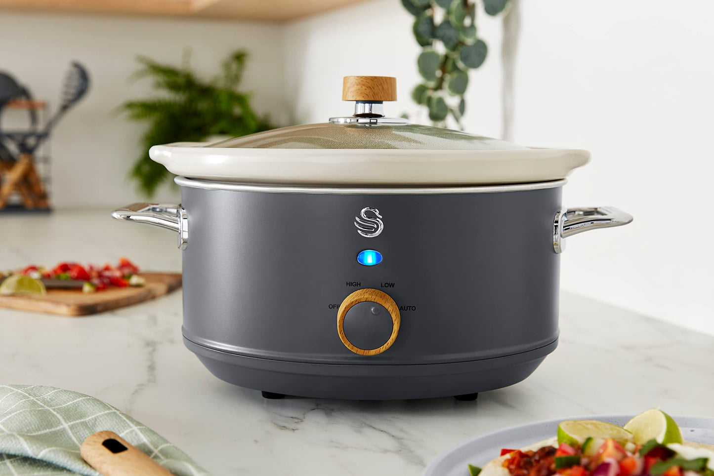 Swan SF17021GRYN Nordic Slow Cooker with 3 Temperature Settings, Keep Warm Function, 3.5L, 200W, Grey Slate Grey