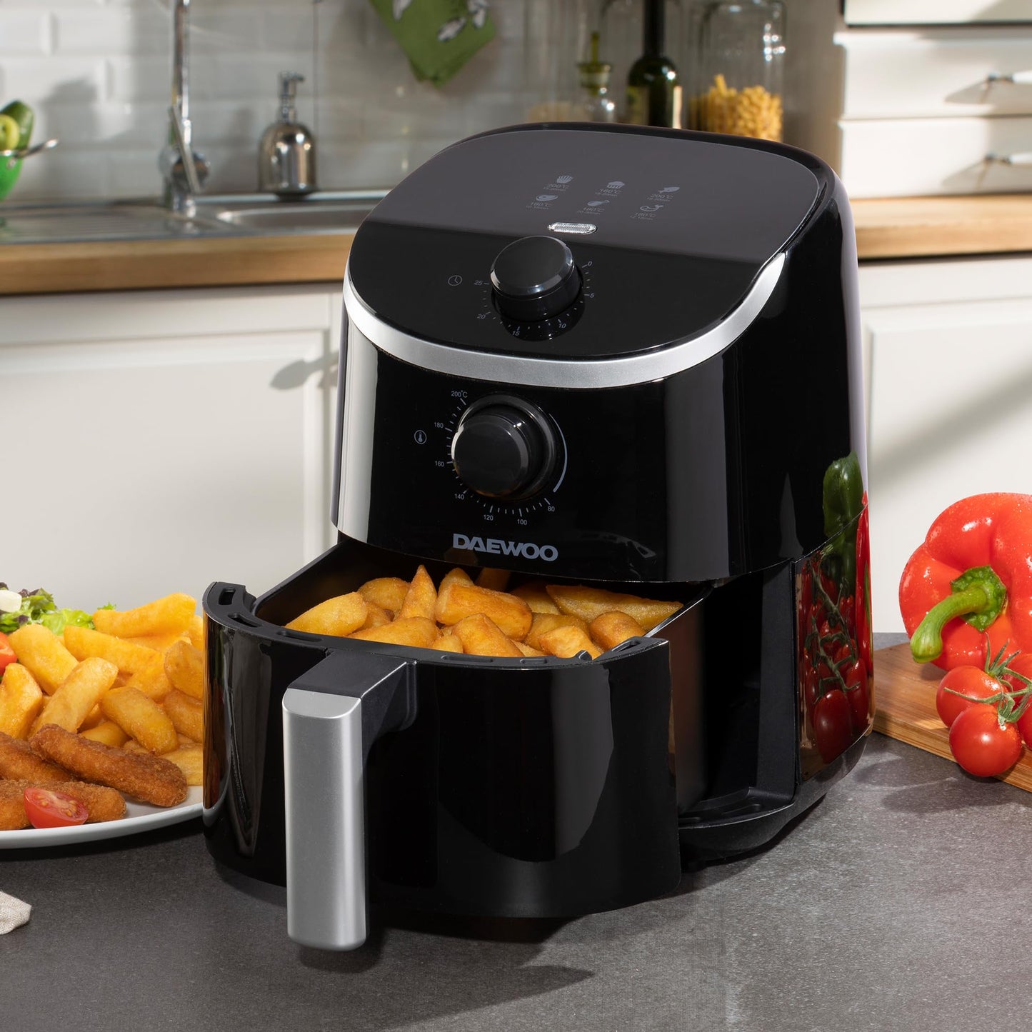 Daewoo Manual Air Fryer, 2 Litres, Compact And Space Saving Design, 80-200°C Temperature, 30 Minute Timer, Energy Savings, Healthier Eating, Sleek And Stylish Black