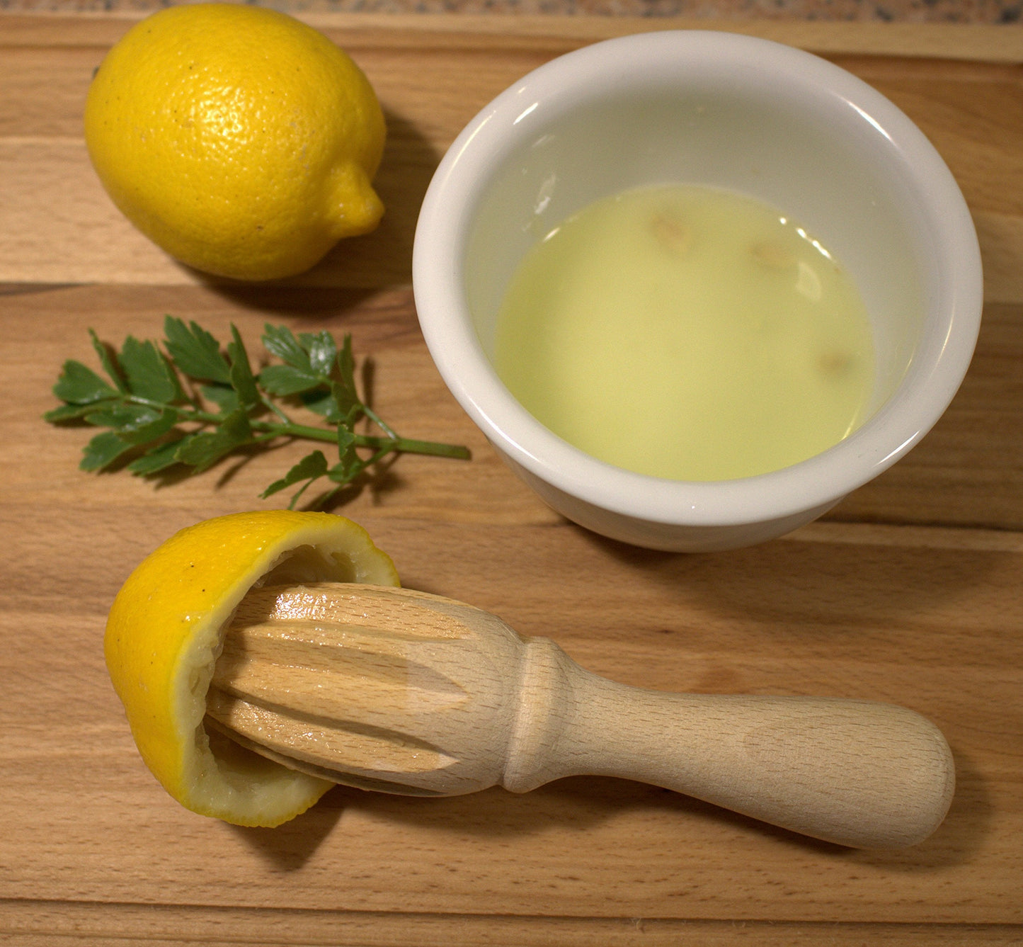 efo Lemon Squeezer Reamer - Citrus Squeezer - Good Grips Wooden Reamer - Orange Juice Squeezer